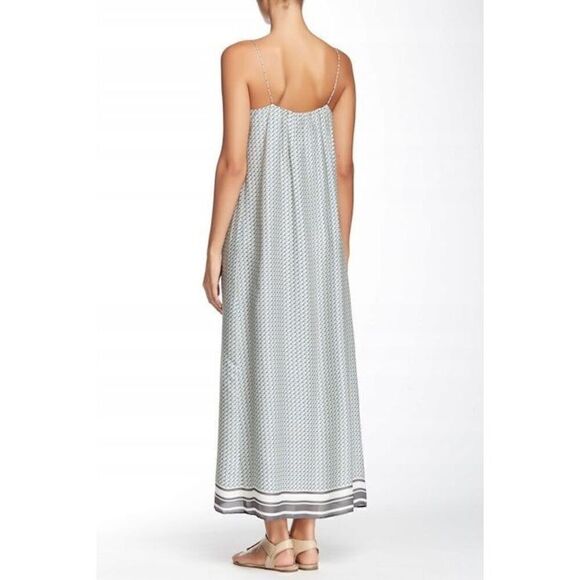 VINCE 100% Silk Printed Flowy Maxi Dress - Picture 4 of 12